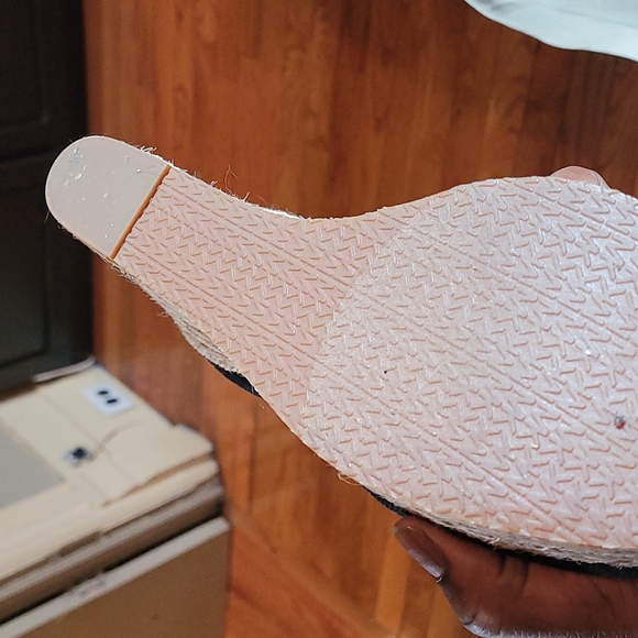 Michael kits wedges never worn - Picture 3 of 4